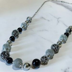 💕2/$30 Silver Tone Black Bead Wire Mesh Statement Necklace 32” Textured Necklace